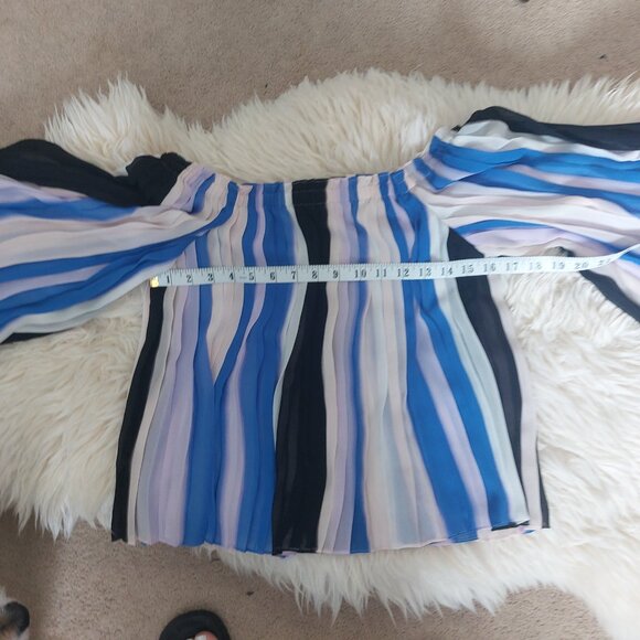 Club Monaco Viselin Striped Pleated Off the Shoulder Top - Picture 7 of 8